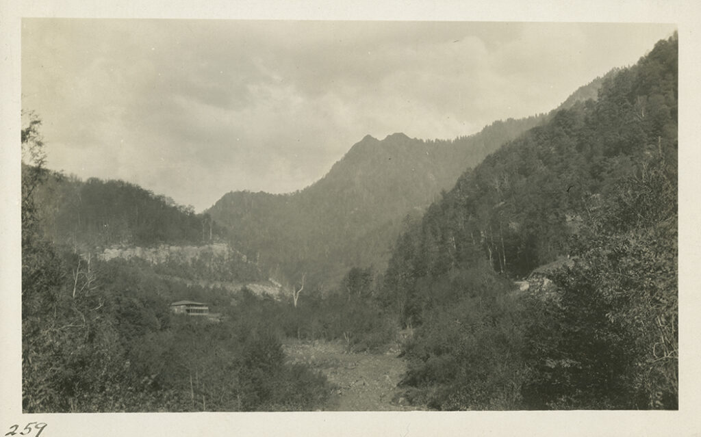 Chimney Tops with the old Indian Gap Hotel in the foreground, 1929 