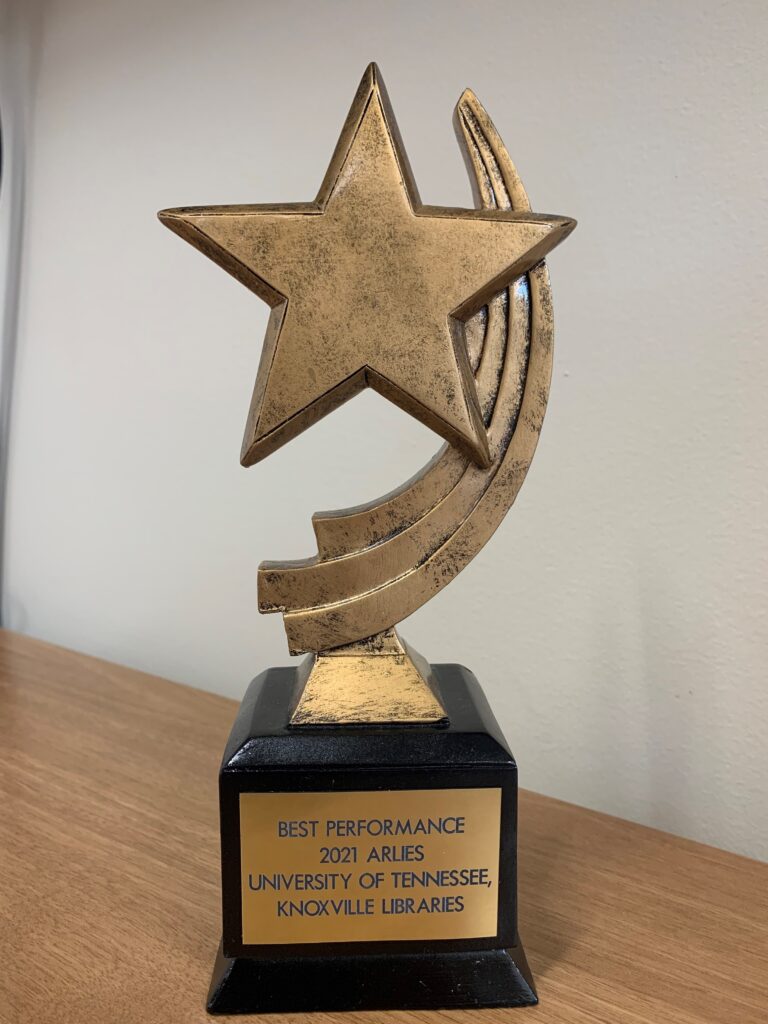 Trophy: Best Performance, 2021 Arlies