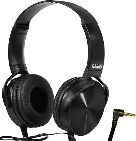 over ear headphones with a wired 3.5 millimeter connection