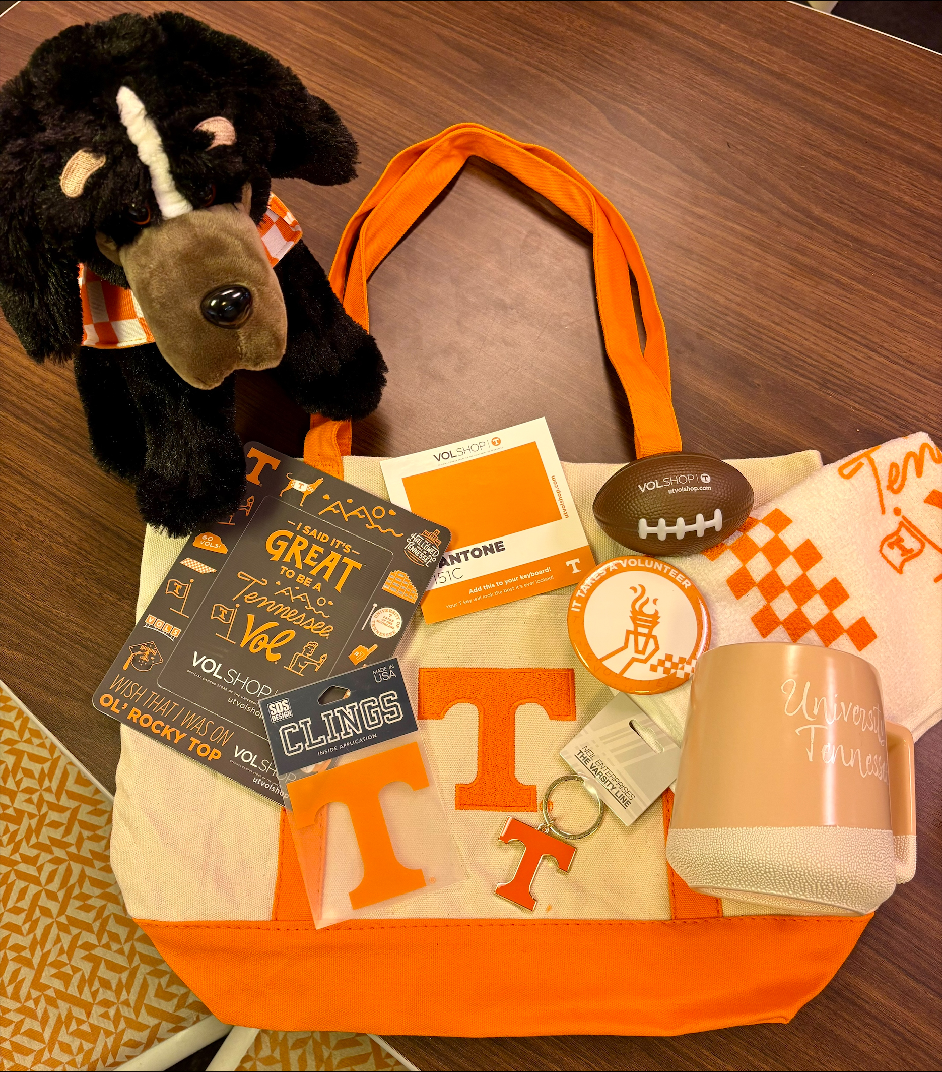 Vol Shop prize includes a Smokey doll, UT mug, miniature football, button, keyring.