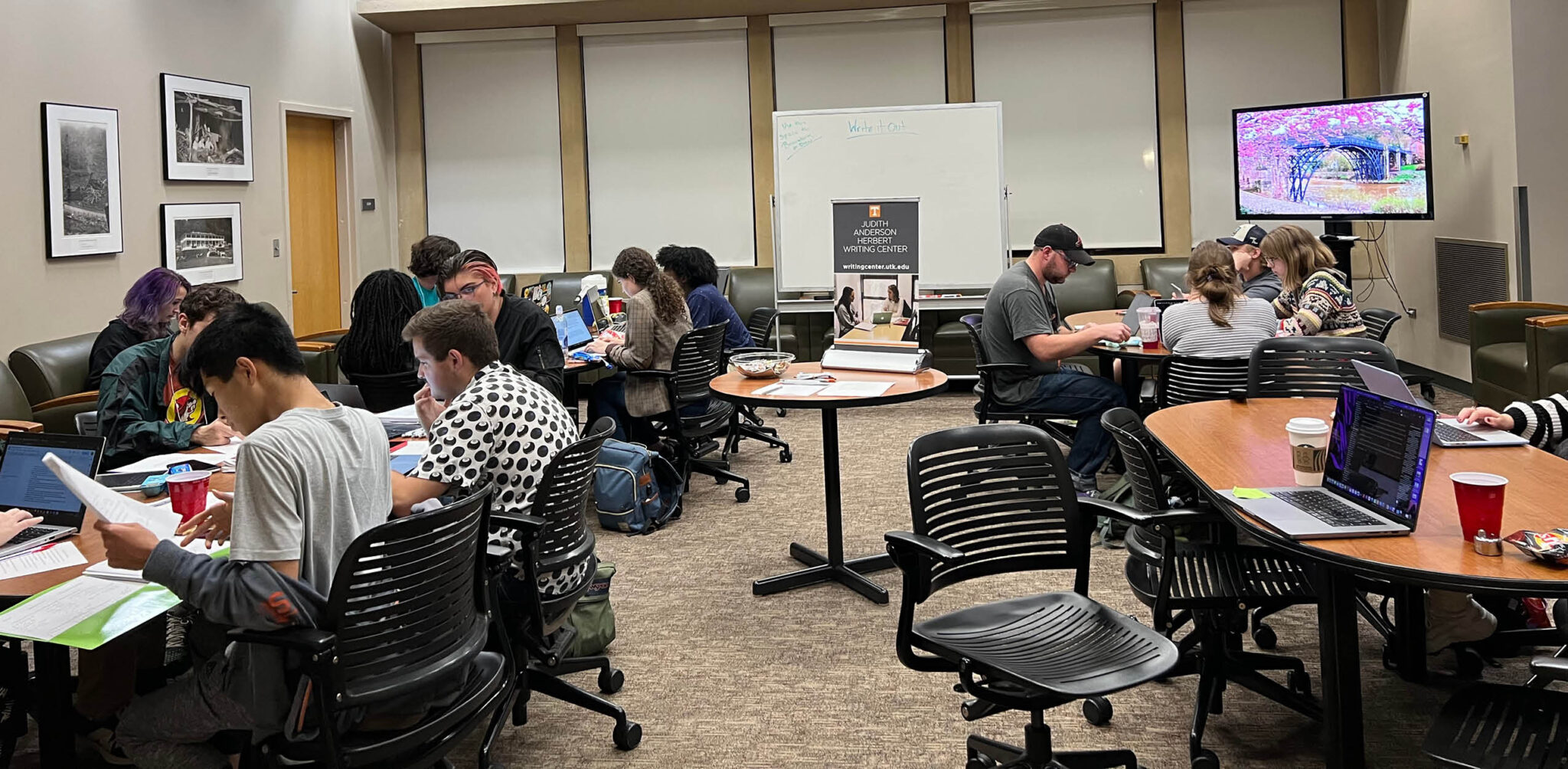 Students work on their short stories at the kick-off event for the 2023 Short Story Contest.