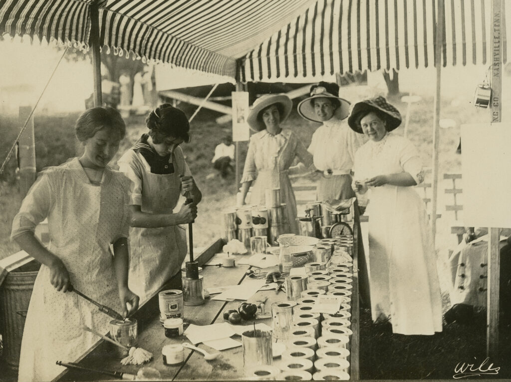 Canning contest, Tennessee State Fair, 1912